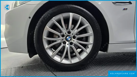 BMW 5 SERIES 528I XDRIVE M AERO DYNAMIC
