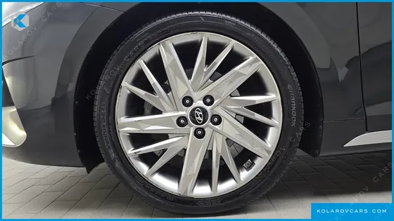 HYUNDAI GRANDEUR 2.5