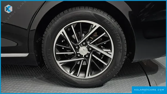 HYUNDAI GRANDEUR 3.0 LPI RENT CAR