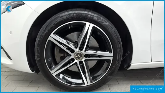 MERCEDES A-CLASS A250 4MATIC SEDAN