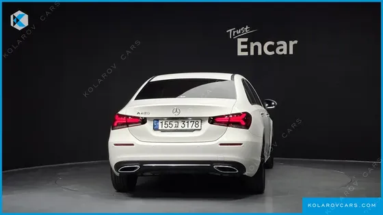 MERCEDES A-CLASS A220 SEDAN