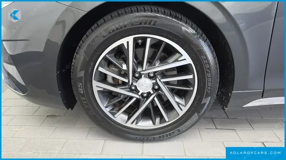 HYUNDAI GRANDEUR 2.5