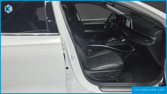 HYUNDAI GRANDEUR 3.0 LPI RENT CAR