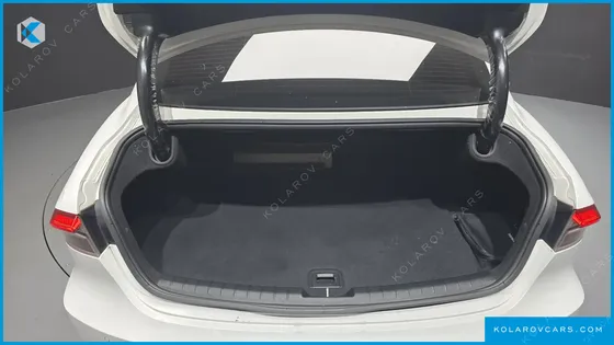 HYUNDAI GRANDEUR 3.0 LPI RENT CAR