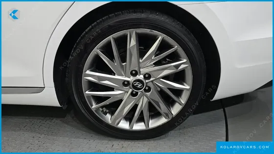 HYUNDAI GRANDEUR 2.5