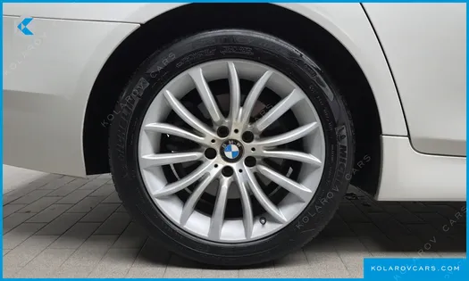 BMW 5 SERIES 528I LUXURY PLUS