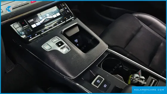 HYUNDAI GRANDEUR 3.3