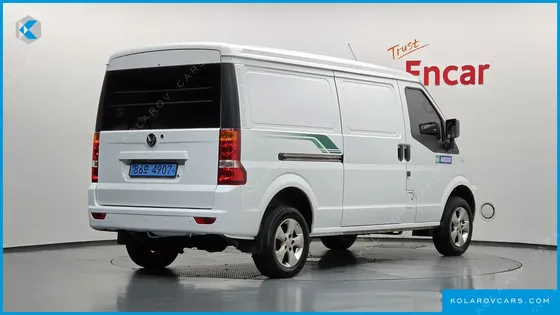 EAST WIND SOCON C35 EV 2 SEATER VAN