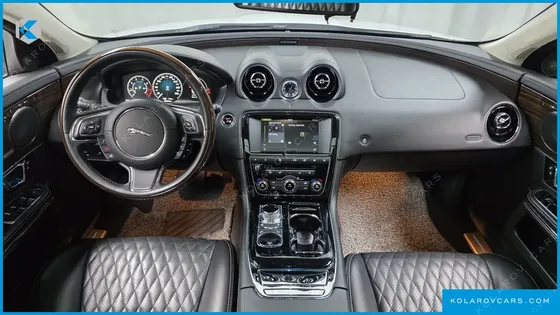 JAGUAR XJ 3.0 SC AWD PORTFOLIO LWB
