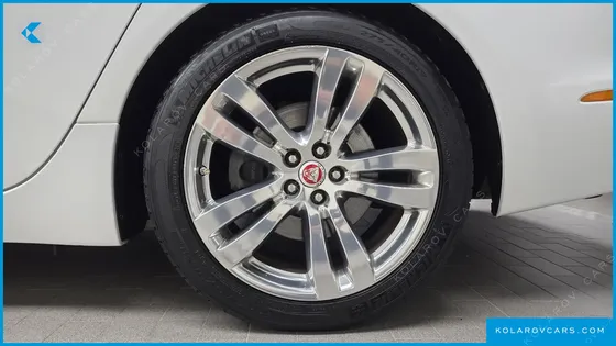 JAGUAR XJ 3.0 SC AWD PORTFOLIO LWB
