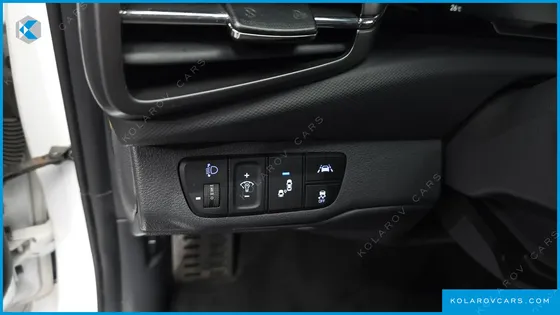 HYUNDAI IONIQ Q