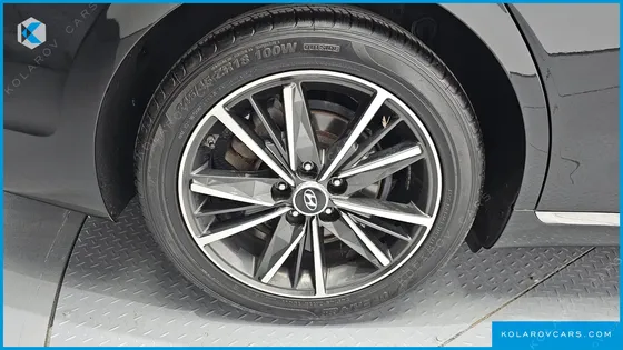 HYUNDAI GRANDEUR 2.5