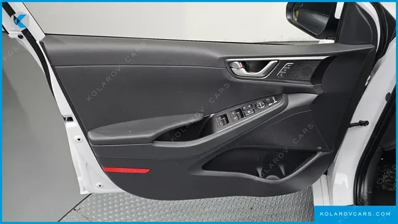 HYUNDAI IONIQ Q