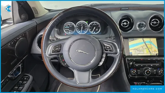 JAGUAR XJ 3.0 SC AWD PORTFOLIO LWB