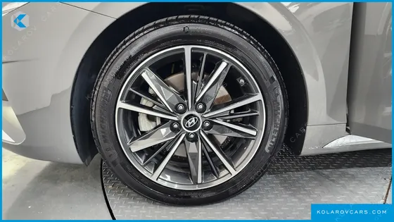 HYUNDAI GRANDEUR 2.5
