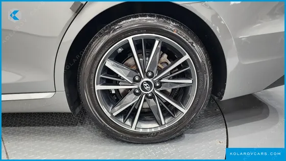 HYUNDAI GRANDEUR 2.5