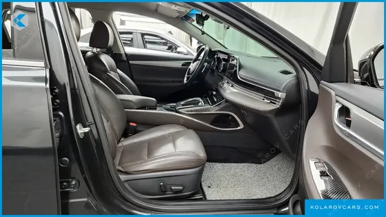 HYUNDAI GRANDEUR 3.0 LPI RENT CAR