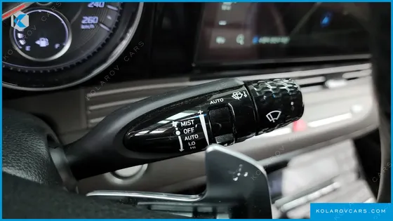 HYUNDAI GRANDEUR 3.0 LPI RENT CAR