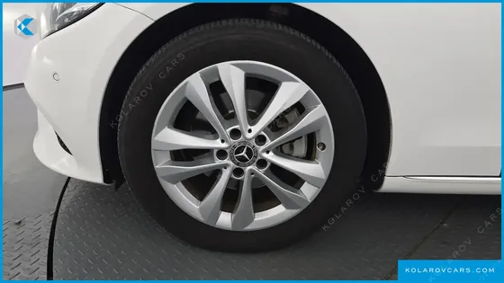 MERCEDES C-CLASS C220 D AVANTGARDE