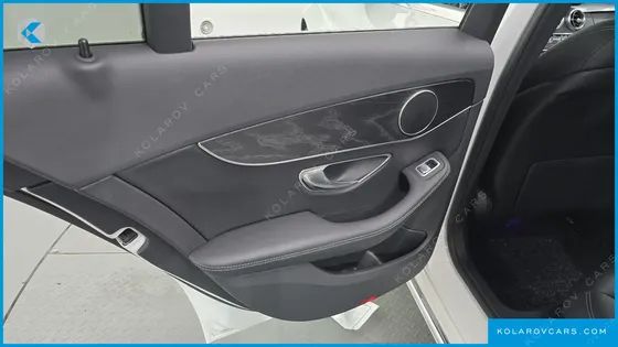 MERCEDES C-CLASS C220 D AVANTGARDE
