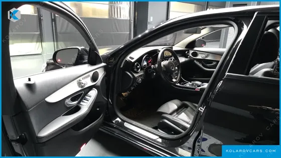 MERCEDES C-CLASS C220 D AVANTGARDE