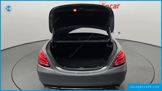 MERCEDES C-CLASS C220 D AVANTGARDE