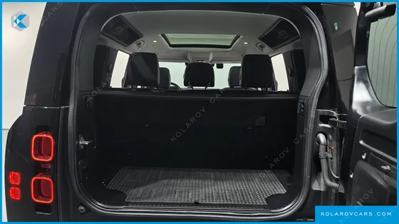 LAND ROVER DEFENDER 110 D250 SE