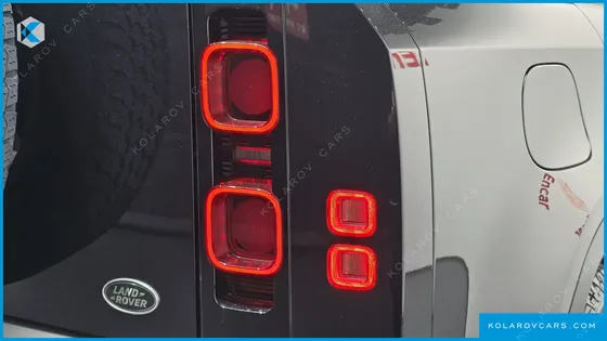 LAND ROVER DEFENDER 110 D250 SE