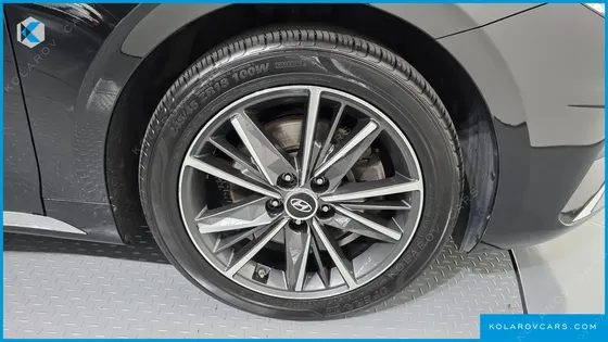 HYUNDAI GRANDEUR 3.0 LPI RENT CAR