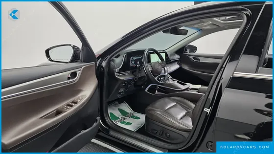 HYUNDAI GRANDEUR 3.0 LPI RENT CAR