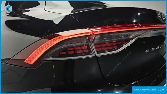 HYUNDAI GRANDEUR 3.0 LPI RENT CAR