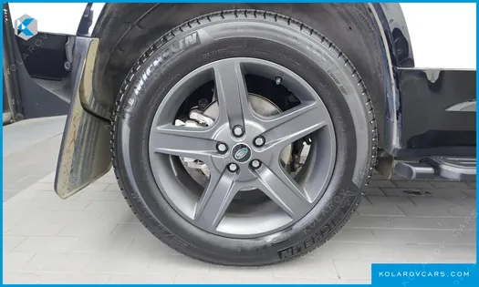 LAND ROVER DEFENDER 110 P300 X-DYNAMIC SE
