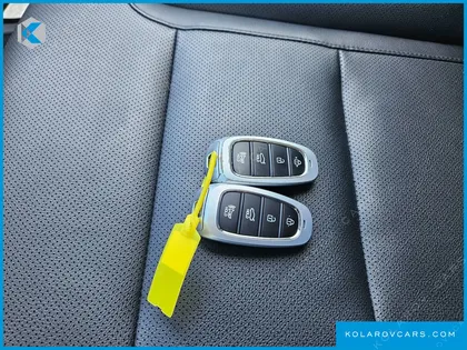HYUNDAI GRANDEUR 3.0 LPI RENT CAR