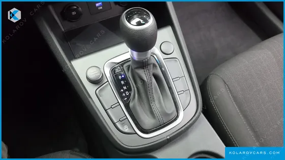 HYUNDAI KONA GASOLINE 2.0 2WD