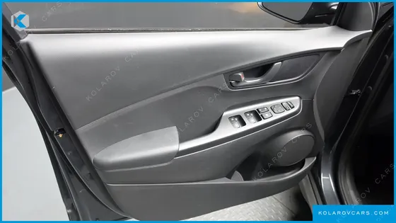 HYUNDAI KONA GASOLINE 2.0 2WD