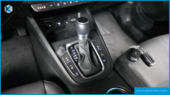 HYUNDAI KONA GASOLINE 2.0 2WD