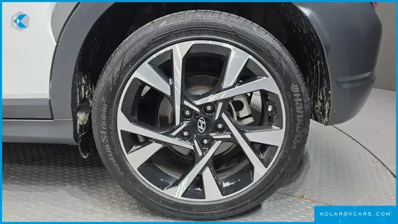 HYUNDAI KONA GASOLINE 2.0 2WD