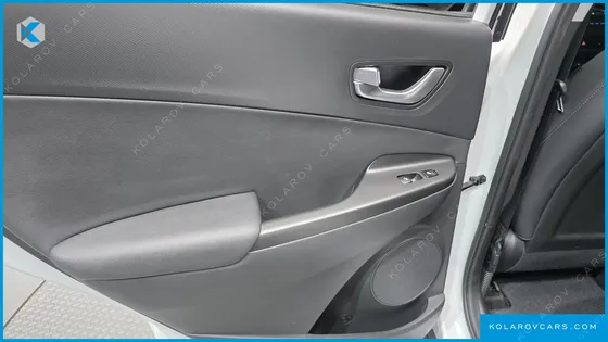 HYUNDAI KONA GASOLINE 2.0 2WD