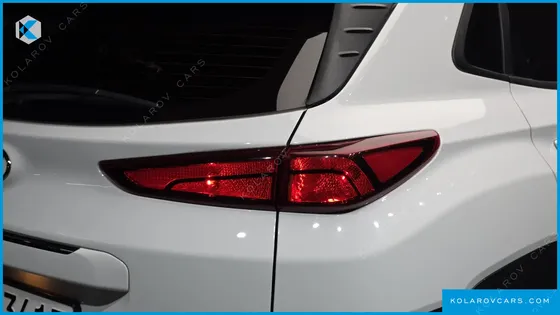 HYUNDAI KONA GASOLINE 2.0 2WD
