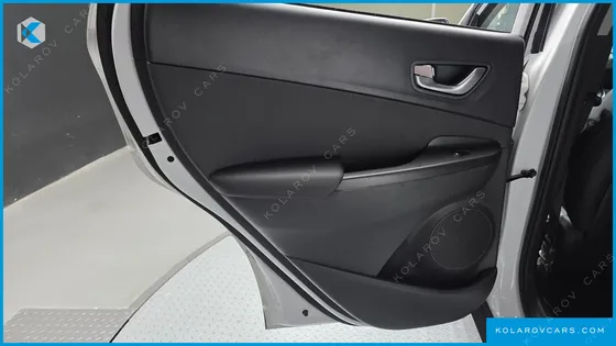 HYUNDAI KONA GASOLINE 2.0 2WD