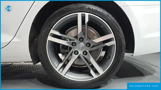 AUDI A4 40 TFSI PREMIUM