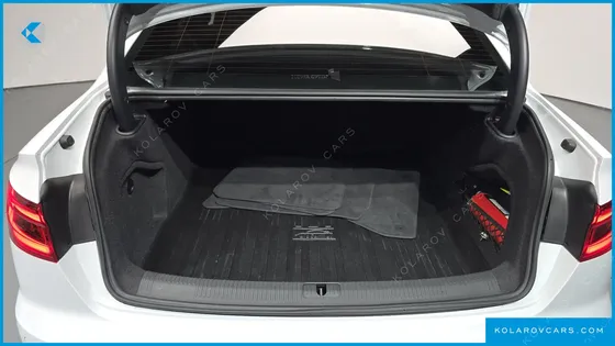 AUDI A4 40 TFSI PREMIUM