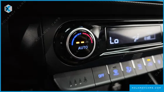 HYUNDAI KONA GASOLINE 2.0 2WD