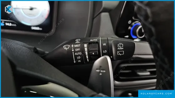 HYUNDAI KONA GASOLINE 2.0 2WD