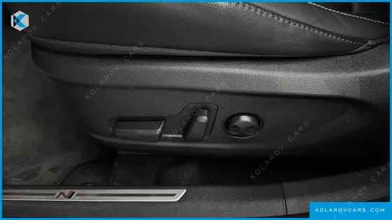 HYUNDAI KONA GASOLINE 2.0 2WD