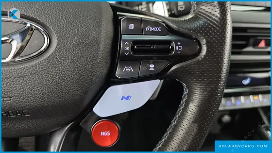 HYUNDAI KONA GASOLINE 2.0 2WD
