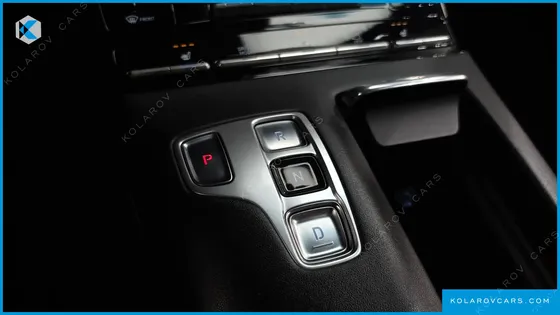HYUNDAI GRANDEUR 3.0 LPI RENT CAR