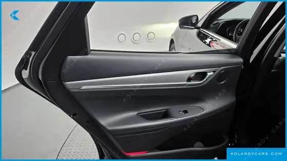 HYUNDAI GRANDEUR 3.0 LPI RENT CAR