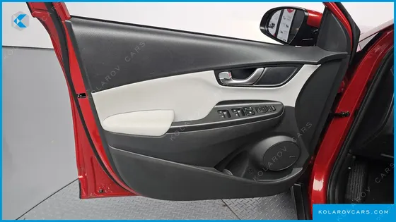 HYUNDAI KONA GASOLINE 2.0 2WD