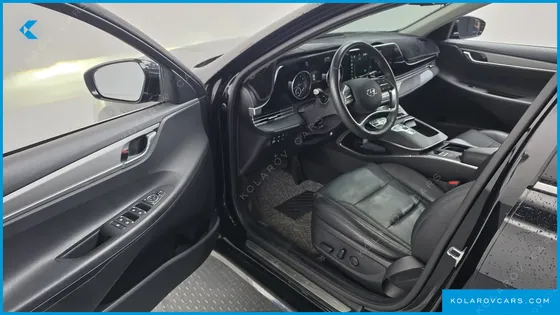 HYUNDAI GRANDEUR 3.0 LPI RENT CAR